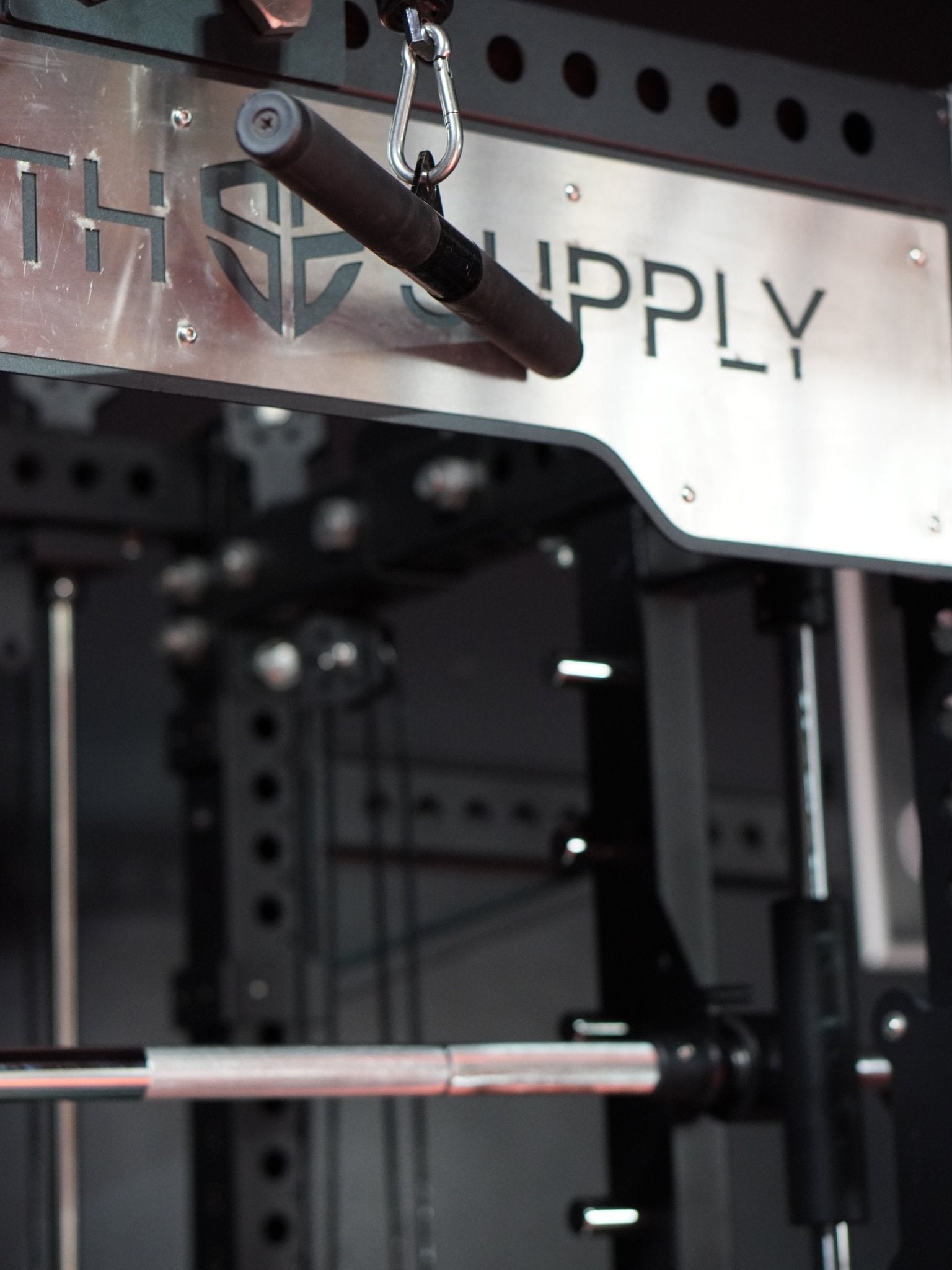 close up of cable on the All in One Gym Smith Machine